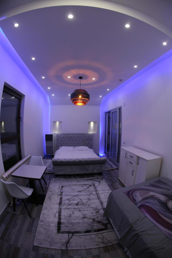 Rooms&Restaurant 43 Belgrad Exterior foto